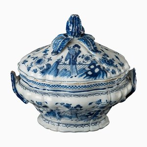 Blue and White Delft Chinoiserie Tureen, 1750s