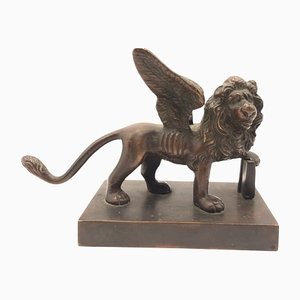 León veneciano antiguo de bronce