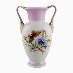 Antike Porzellanvase mit handbemalten Schmetterlingen & Blumen von Bing & Grøndahl