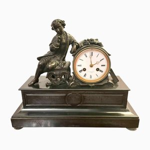 Reloj de repisa francés victoriano antiguo de bronce y mármol