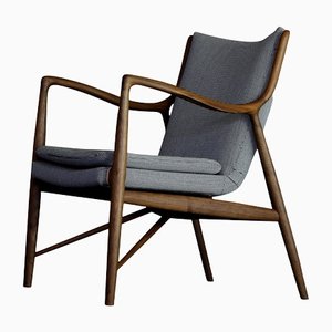 45 Stuhl aus Holz und Stoff von Finn Juhl
