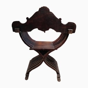 Sessel aus geschnitztem Savonarola Nussholz, 2er Set
