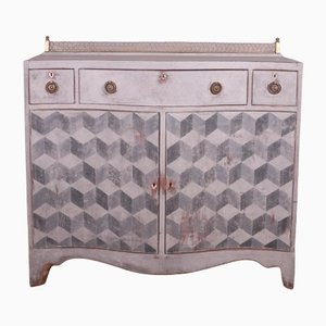 Credenza Serpentine, Regno Unito