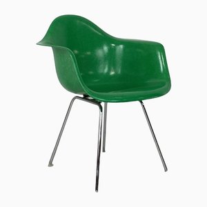 Sedia Kelly Dax verde in fibra di vetro di Eames per Herman Miller