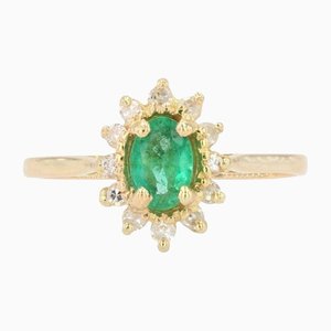 Modern Emerald, Diamond & 18 Karat Yellow Gold Daisy Ring