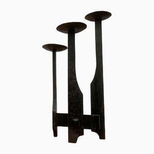 Candelabro brutalista Mid-Century de hierro forjado