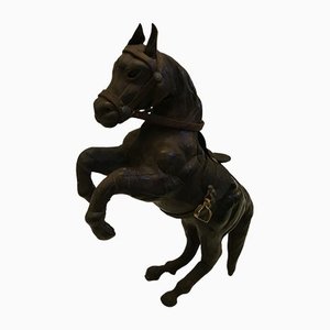 Figura de caballo de cuero, años 50