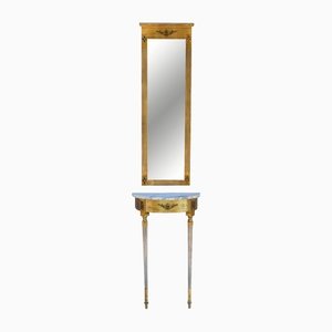 Consola y espejo Louis XVI Revival de madera dorada y mármol, años 50. Juego de 2