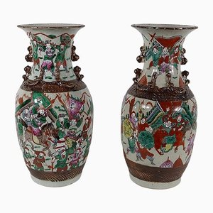 Jarrones chinos de porcelana Nankin, siglo XIX. Juego de 2
