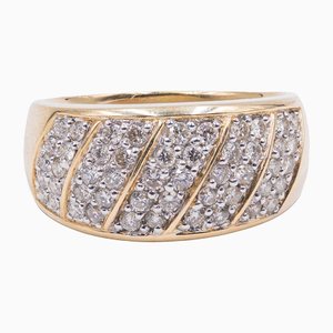 Anillo de oro amarillo de 14 k con diamantes pavé, años 70