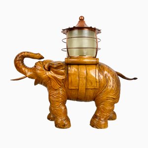 Lámpara de mesa italiana en forma de elefante de madera tallada a mano y cobre de Aldo Tura para Macabo, años 50