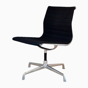 Chaise de Bureau Pivotante en Aluminium par Charles & Ray Eames pour Herman Miller