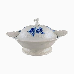 Sopera antigua de porcelana pintada a mano con asas de Meissen