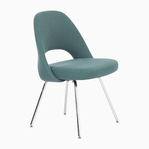 Silla de comedor en verde de Eero Saarinen para Knoll, años 2000