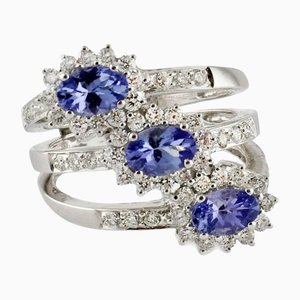 White Gold Flower Ring with Diamonds and Tanzanite