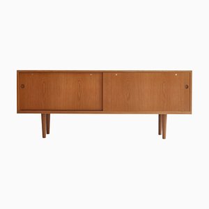 Danish Modern RY-26 Sideboard in Oak by Hans J. Wegner, 1960s