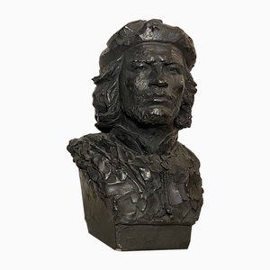 Buste de Che Guevara, 1980s, Sculpture en Béton