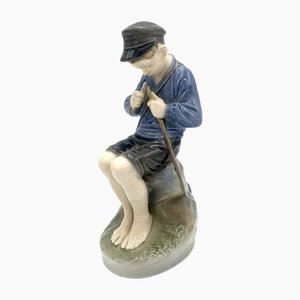 Figurine de Garçon avec un Bâton en Porcelaine de Royal Copenhagen, Danemark