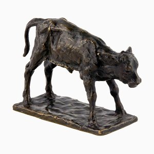 Toro in bronzo di Fritz Best-Kronberg