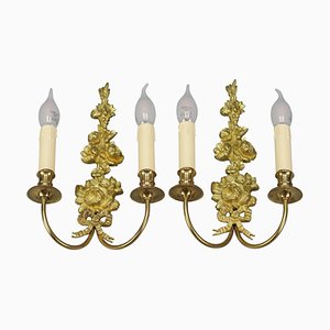 Apliques florales franceses estilo Luis XVI de bronce dorado y latón. Juego de 2