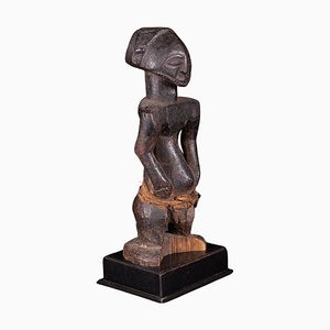 Estatua de antepasado conmemorativa de Hemba, República Democrática del Congo, madera