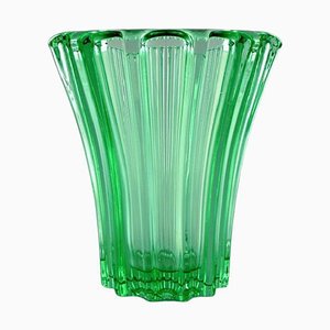 Art Deco Vase aus hellgrünem Glas von Pierre Gire