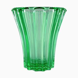 Vase Art Déco en Verre Vert Clair par Pierre Gire