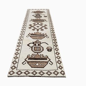 Weißer türkischer Vintage Kelim Teppich