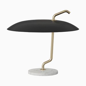 Lámpara de mesa modelo 537 con estructura de latón y reflector negro de Gino Sarfatti para Astep