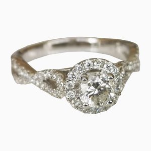 Solitaire Ring in Gold and Diamonds