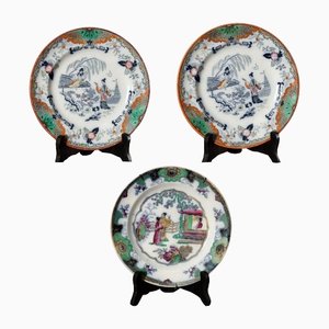 Piatti decorativi in ceramica dipinta a mano di Ancienne Manufacture Royal, set di 3