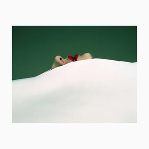 Joanna Chudy, In Weiß, Blau, Rot, 2014, Fotografie auf Papier