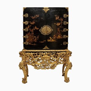 Charles II Japanned Chinoiserie Cabinet