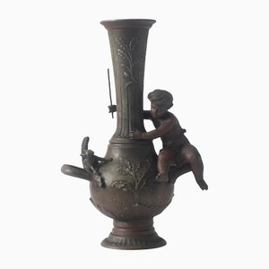 Vase Garçon avec un Écureuil Ancien par Ernest Ferrand