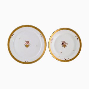 Platos de servicio dorados de porcelana de Royal Copenhagen. Juego de 2