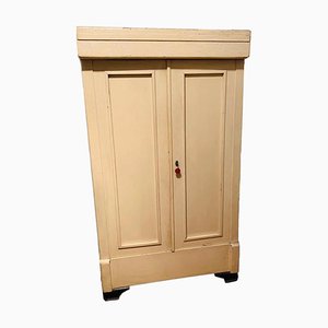 White Wood Cabinet