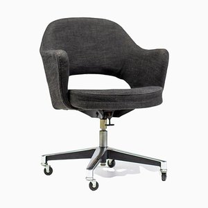 Executive Swivel Chair by Eero Saarinen