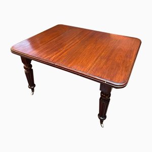 Mesa de comedor William IV de caoba