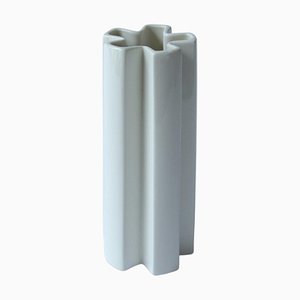 Medium White Ceramic Kyo Star Vase by Mazo Design