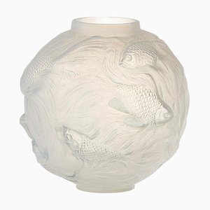 Vase Formose en Verre Opalescent par René Lalique