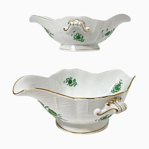 Green Porcelain Chinese Bouquet Apponyi Sauce / Gravy Boats from Herend Hungary, Set of 2