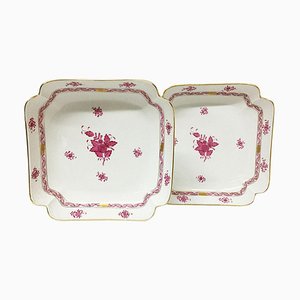 Platos de ensalada chinos cuadrados de porcelana frambuesa de Herend Hungary. Juego de 2