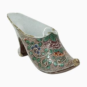 Zapato resbaladizo holandés pequeño de loza policromada, siglo XVIII