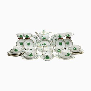 Chinese Bouquet Apponyi Green Porcelain Tea Set for 12 Persons from Herend Hungary, Set of 40