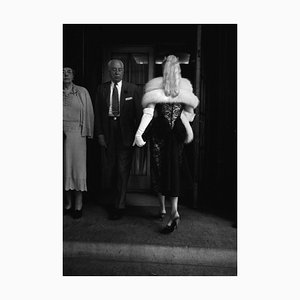 Pierre Boulat, Crossover à l'Entrée de l'Hôtel Plaza New York, Photographie de Film