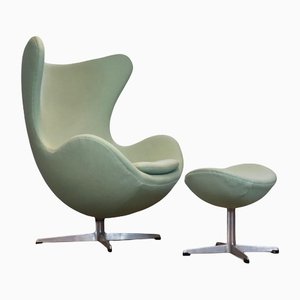 Early Edition Egg Chair with Ottoman by Arne Jacobsen for Fritz Hansen, 1950s, Set of 2