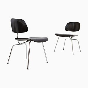 Sedia da pranzo DMC nera di Eames per Vitra