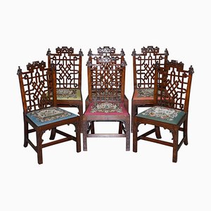 Chinesische George III Pagoda Esszimmerstühle von Thomas Chippendale, 1760er, 6er Set