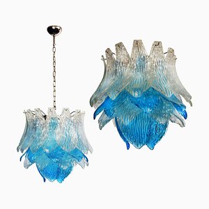 Lámparas de araña italianas con hojas azules y transparentes de cristal de Murano, años 80. Juego de 2