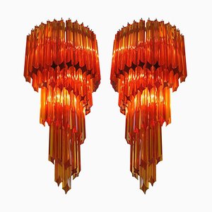 Italienische Wandlampen mit 41 Bernsteinfarbenen Gläsern, 1980er, 2er Set